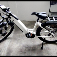 Bicicletta elettrica donna. nuovo modello bafang