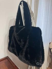 Borsa a spalla nera eco pelliccia