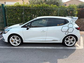 Clio rs 4 200cv