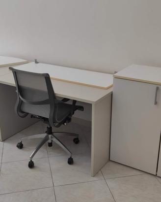 Postazione Ufficio Completa