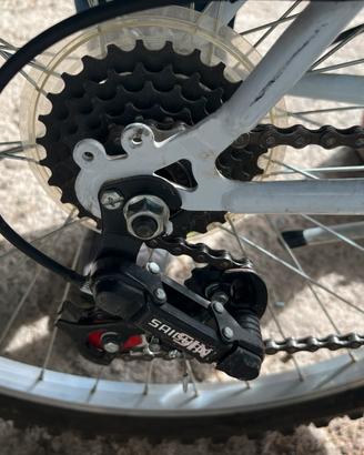 Mtb 26 pollici 18 rapporti cambio shimano