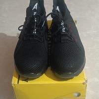 Scarpe antinfortunistiche da uomo n. 44 nuove.