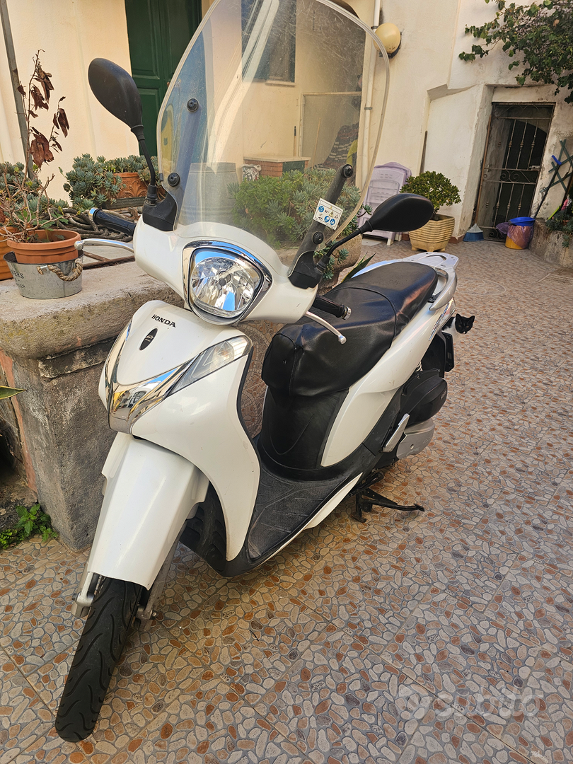 Sh 125 Sh 300 Bianco Perla HONDA SH Mode 125 Moto E Scooter In