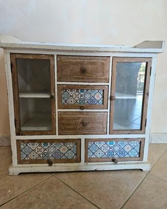 Mobiletto etnico 