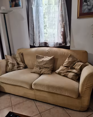 divano 3 posti e rete singola 