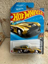 Hot wheels aston martin sth