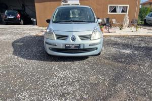 Renault modus per operatori del settore