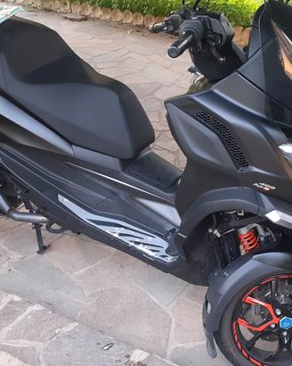 PIAGGIO MP3 400 SPORT HPE