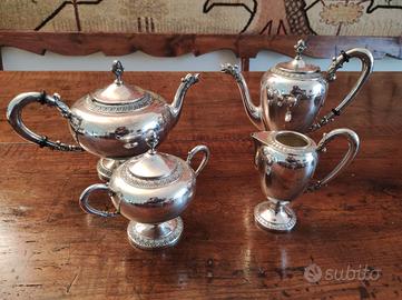 Servizio da tè e caffè in argento 800 anni ’60
