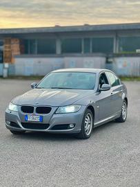 BMW 320d 2009
