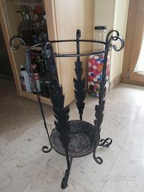 Porta ombrello in ferro battuto