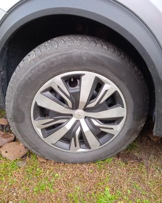 Cerchi in ferro da 16 per Peugeot 2008