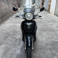 Aprilia Scarabeo 200 ie