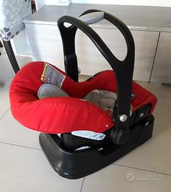 Ovetto Chicco con base.