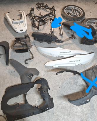 ricambi Yamaha xenter 150