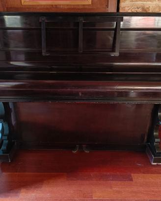 Pianoforte fine 800 da accordare