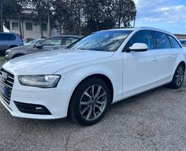 Audi A4 2.0 TDI 177 CV mult. Advanced cambio autom