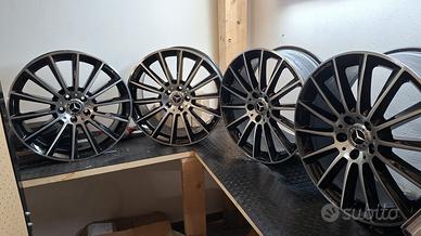 CERCHI IN LEGA ORIGINALI AMG MERCEDES R19 BORBET