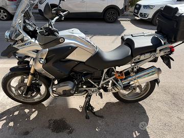 GS 1200