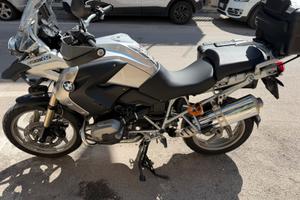 GS 1200