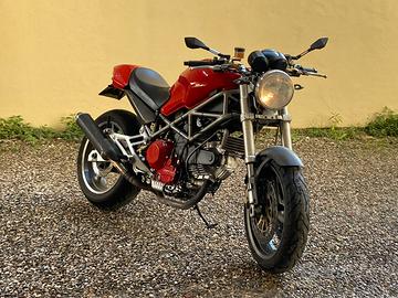 Ducati Monster 900ie