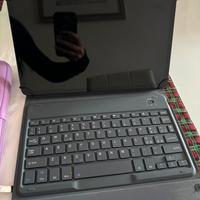 Tablet  Honor con tastiera “Tucano”