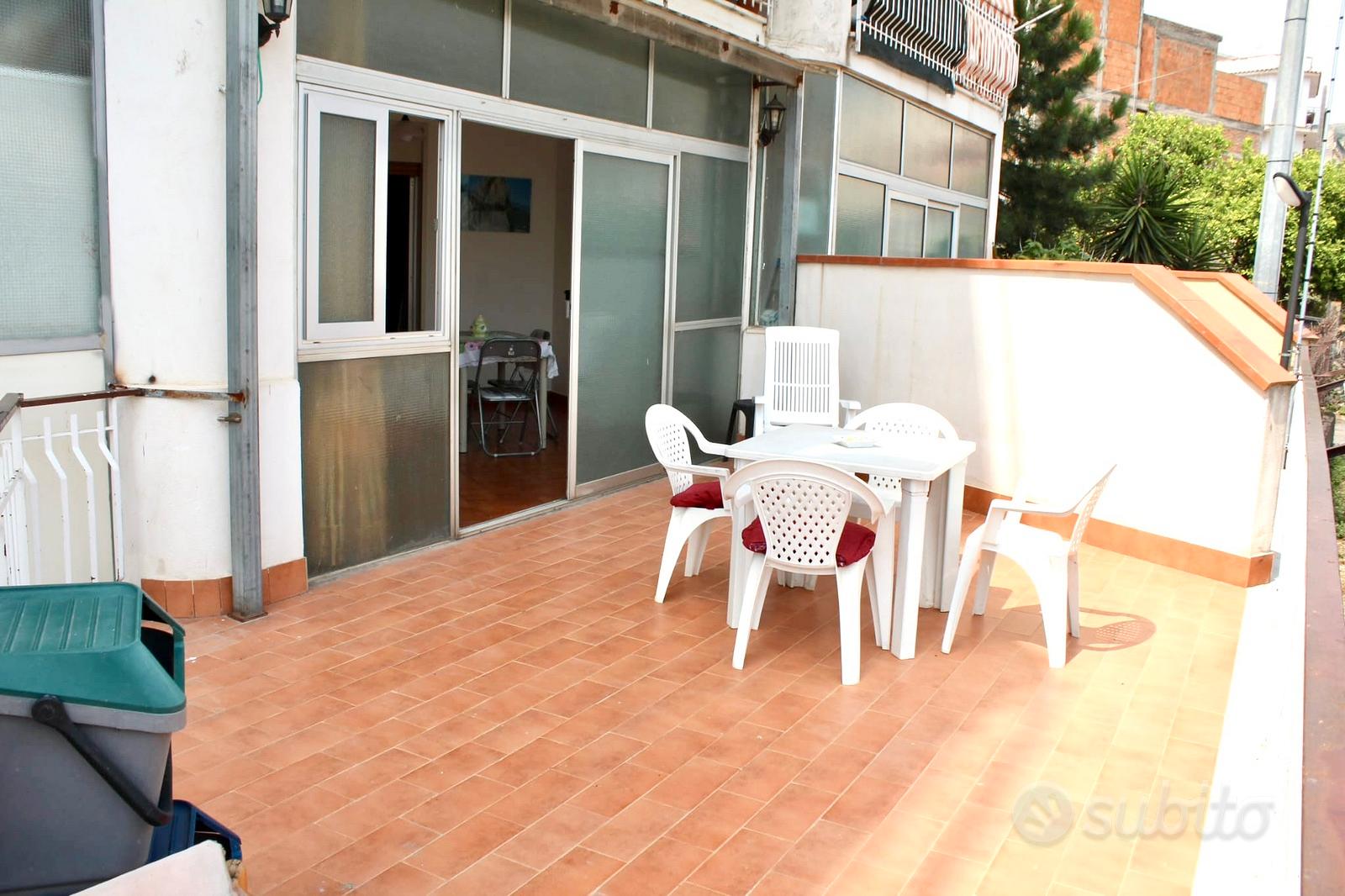 Bivano con terrazzo pochi passi da Giardini Naxos - Altro