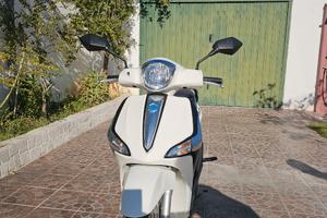 Liberty 125 ABS