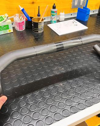 Manubrio 3t Superghiaia LTD CARBON 40CM