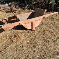 Carriola di legno
