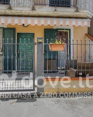 Appartamento di 148 m² con 4 locali e box auto a S