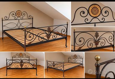 Letto antico in ferro battuto