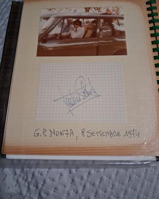 Jackie Stewart firma autografa