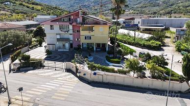Appartamento di 1520 m² a Ogliastro Cilento