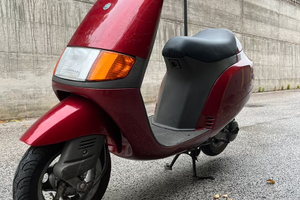 scooter piaggio sfera 50