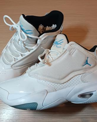 Jordan Max Aura 4 University Blue