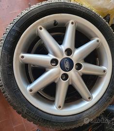 Ford fiesta Cerchioni + gomme 
