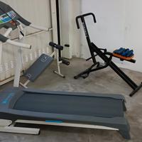 set attrezzi da palestra