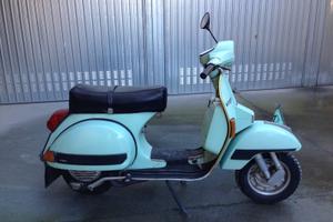 Vespa Pe 200 Arcobaleno