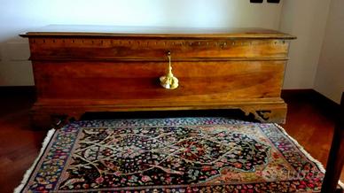 Cassapanca in noce ‘800 restaurata