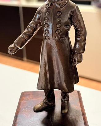 Statuetta in bronzo di Giuseppe Verdi
