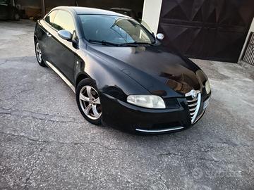 Alfa Romeo GT