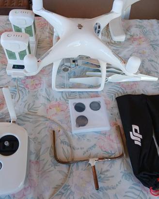 Drone DJI Phantom 4 Nuovo e accessori