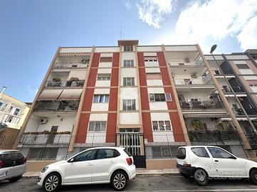 3 LOCALI A BARI