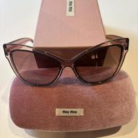 occhiali da sole Miu Miu 