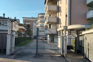 Appartamento su due livelli con garage + p.auto