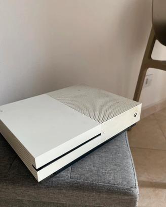 Xbox one s con cavi