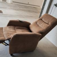 Poltrona pieghevole elettrica