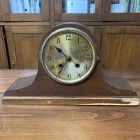 Antico orologio da tavolo camino tedesco cappello
