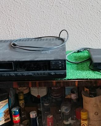 VHS Videoregistratore Vintage e DVD Phillips